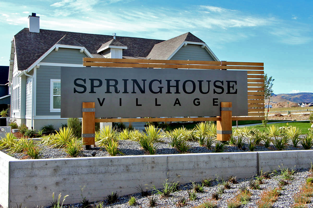 Springhouse Village 55+ Community Sign